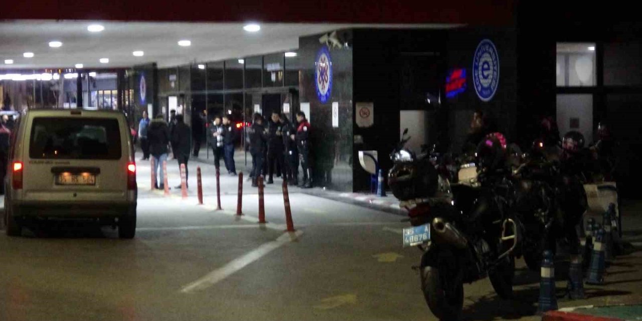 Şüpheli araç kovalayan motosikletli polis ekibi kaza yaptı: 2 yaralı