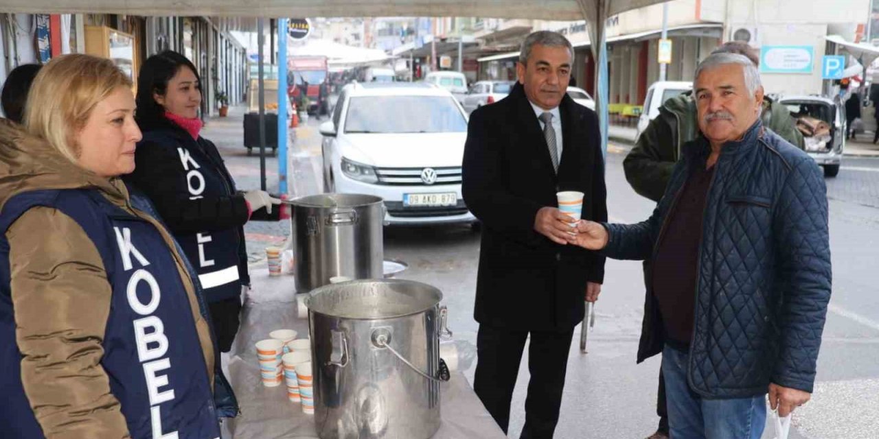 Koçarlı Belediyesi’nin çorba ikramı vatandaşları ısıttı
