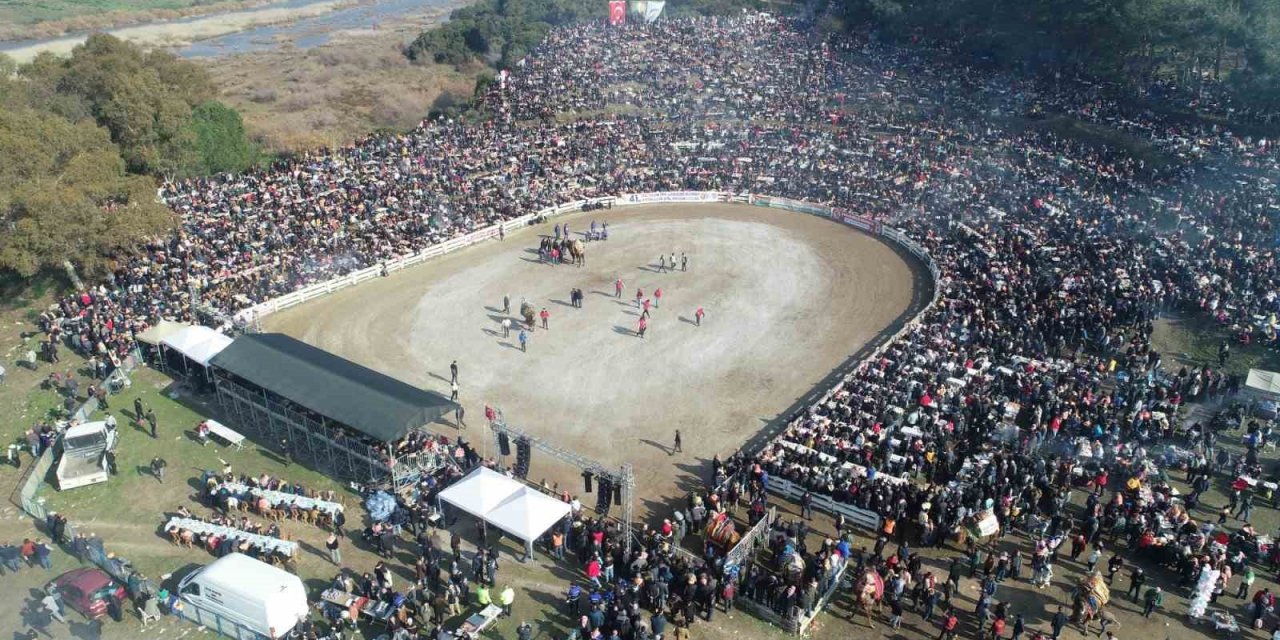 Deve güreşlerinin Kırkpınar’ı binlerce kişiyi Selçuk’ta buluşturacak