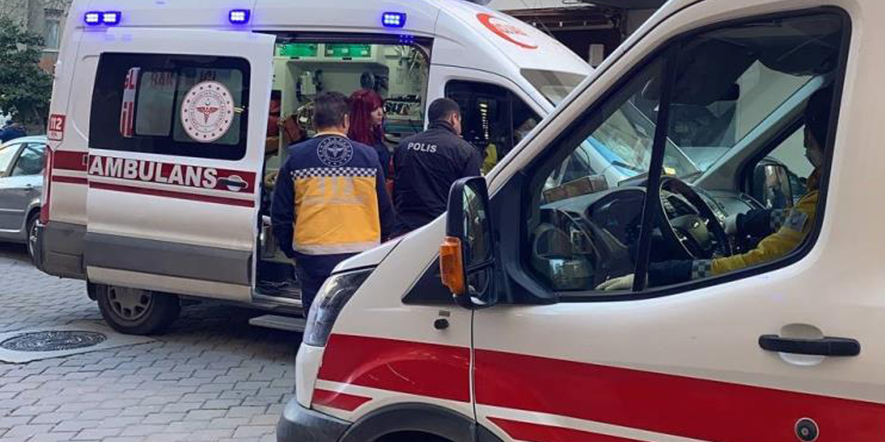 Sokak ortasında bıçaklı dehşet: 2 yaralı