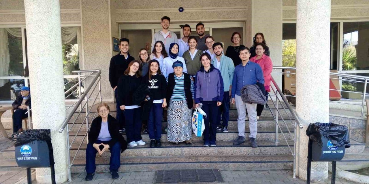 Huzurevi sakinlerine diş sağlığı eğitimi verildi