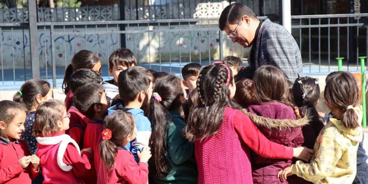 Başkan Özcan’dan öğrencilere sömestr hediyesi