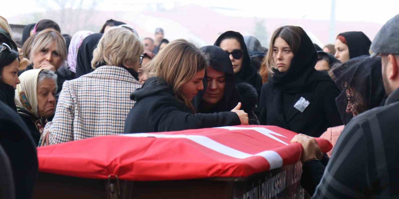 Cenazesi Samos’ta bulunan iş adamı Yasin Cinkaya son yolcuğuna uğurlandı