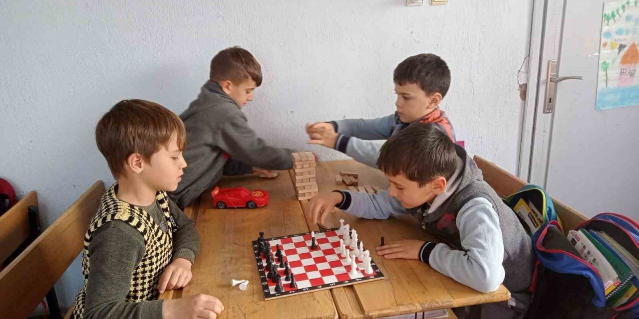 Öğrenciler yarıyıl tatiline etkinliklerle hazırlanıyor