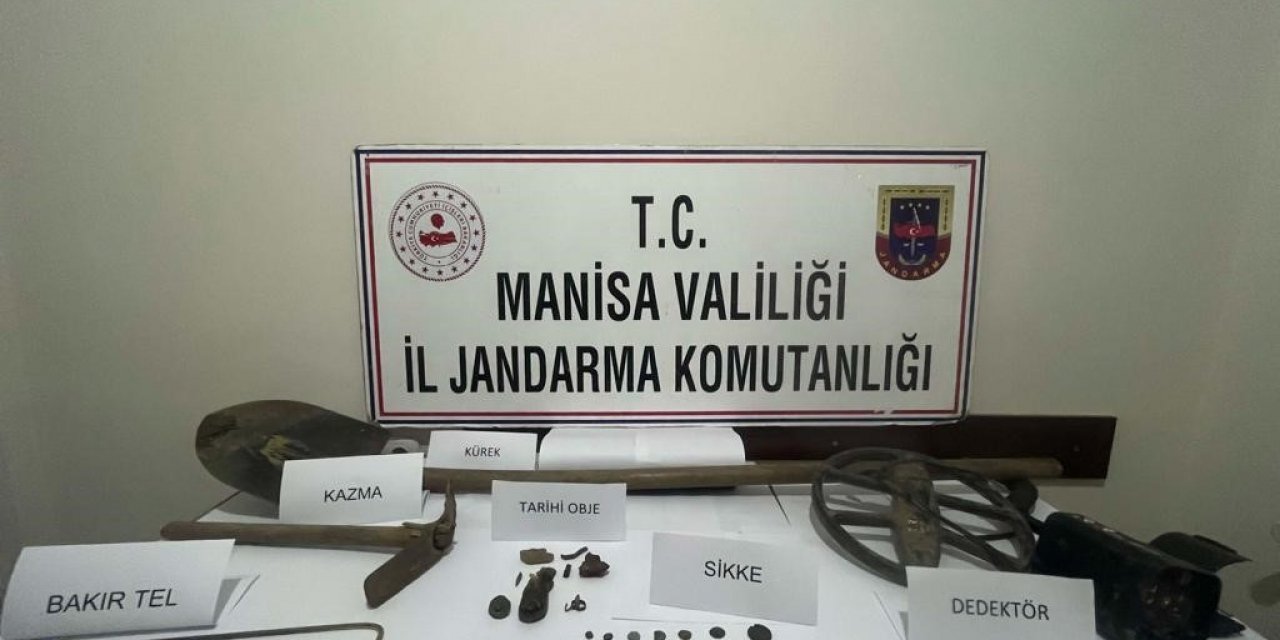 Manisa’da definecilere operasyon: Çok sayıda tarihi eser ele geçirildi