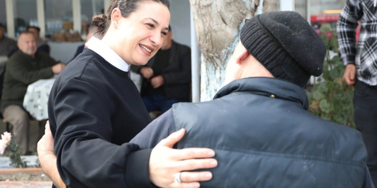 Selçuk Belediyesinden "Efeslim Kart" ile emekliye aylık bin lira destek