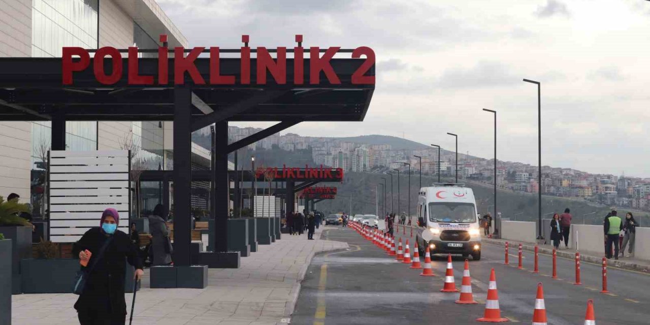 İzmir Şehir Hastanesinde ulaşım sorunu