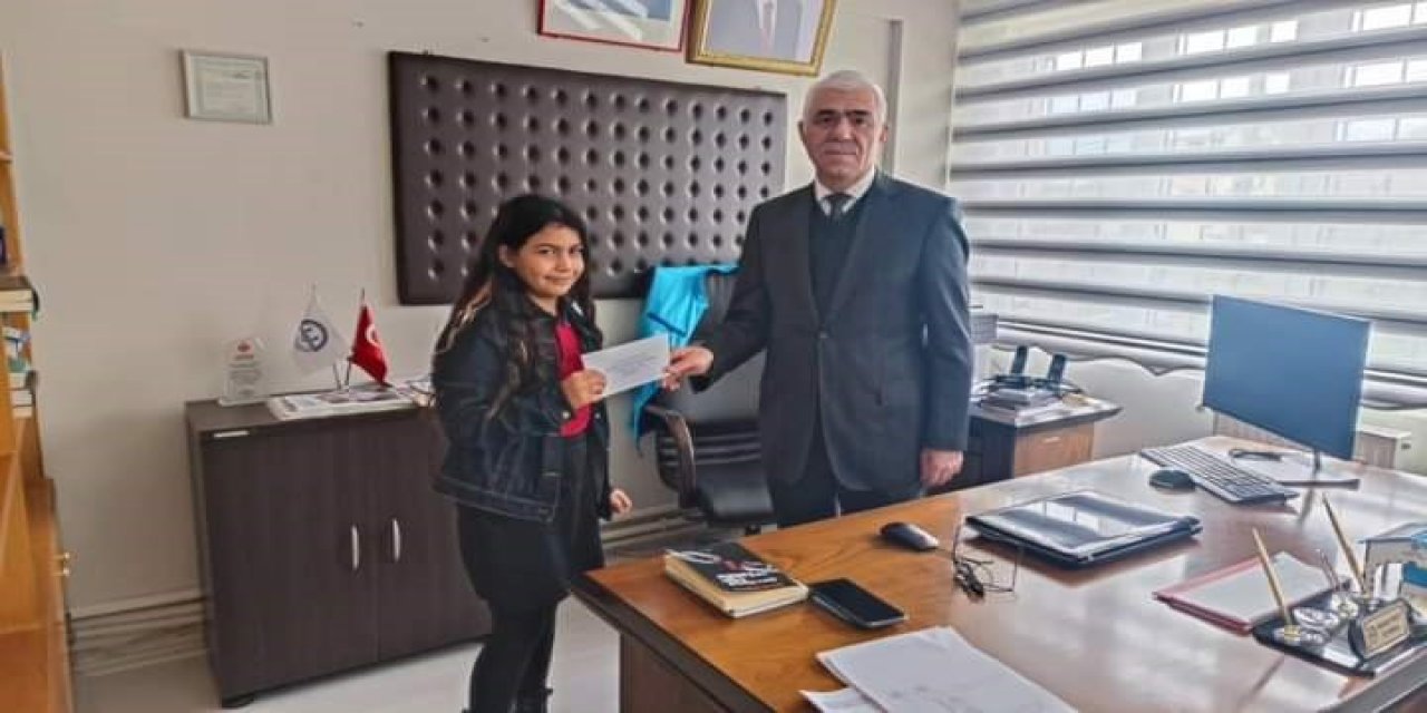 Minik Erva ödülünü Gazze’deki çocuklara bağışladı