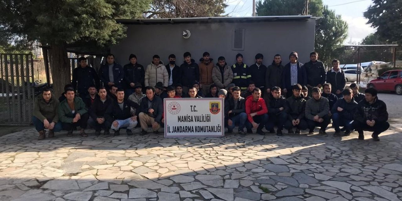 Manisa’da kaçak çalıştırılan 34 göçmen yakalandı