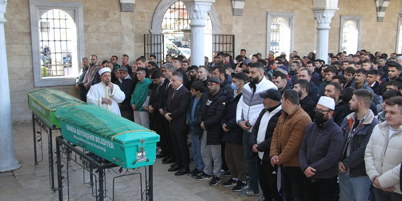 Genç güreşçi gözyaşları arasında toprağa verildi