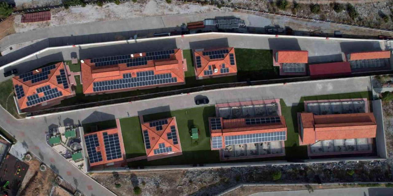 Büyükşehir’in Güneşi panelleri 2023’de 657 bin 424 Kwh enerji üretti