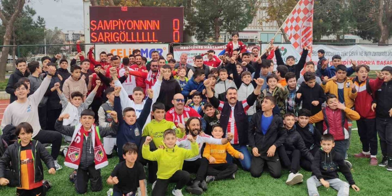 Sarıgöl Belediyespor ligi namağlup birinci bitirdi