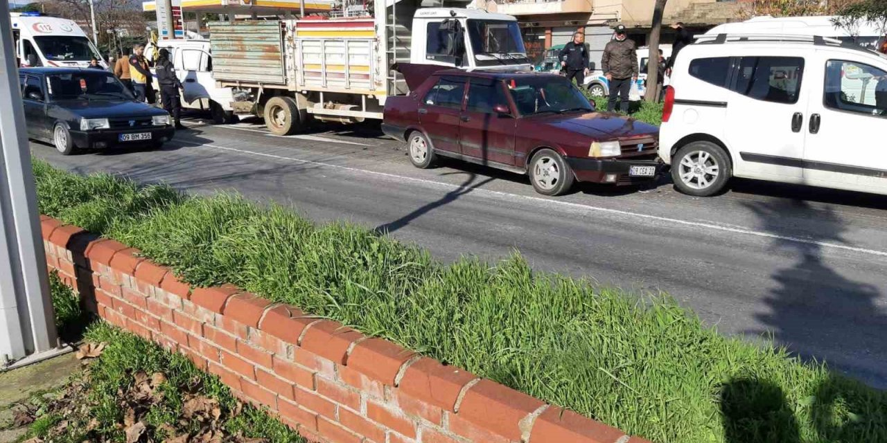 Köşk’te zincirleme kaza: 2 yaralı