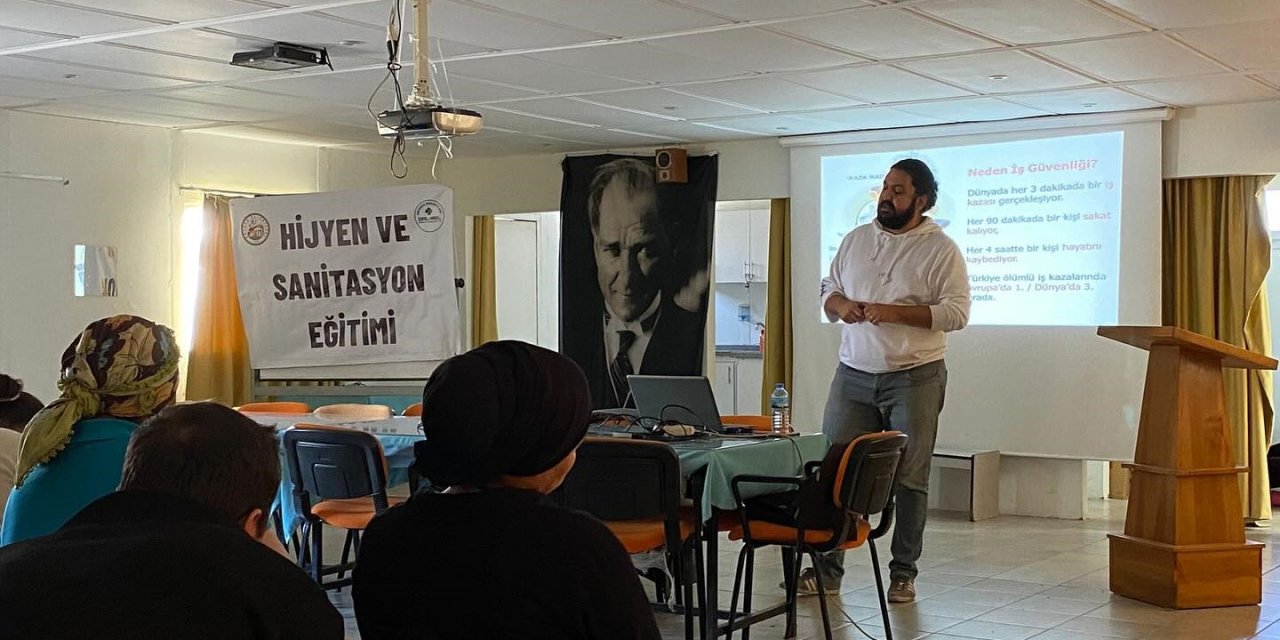 Ortaca’da belediye çalışanlarına iş güvenliği eğitimi