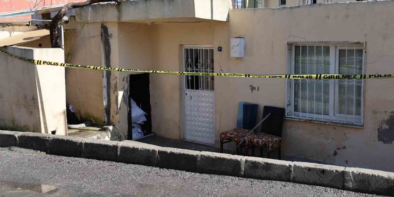 Zorla girdiği evde 12 yaşındaki kızı öldürdü, kızın annesini ağır yaraladı