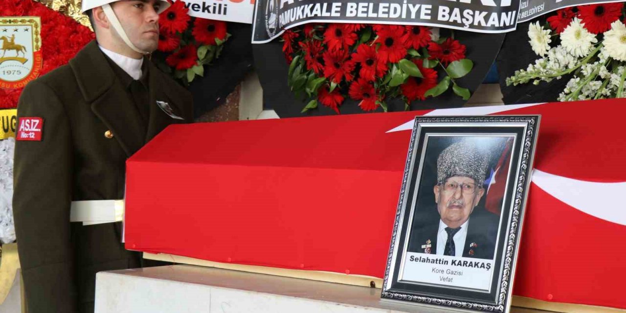 94 yaşındaki Kore Gazisi askeri törenle son yolculuğuna uğurlandı