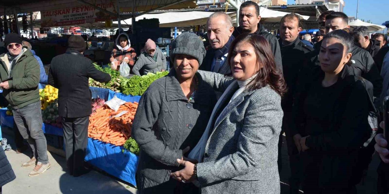 Başkan Çerçioğlu Didim pazarında vatandaşlarla buluştu