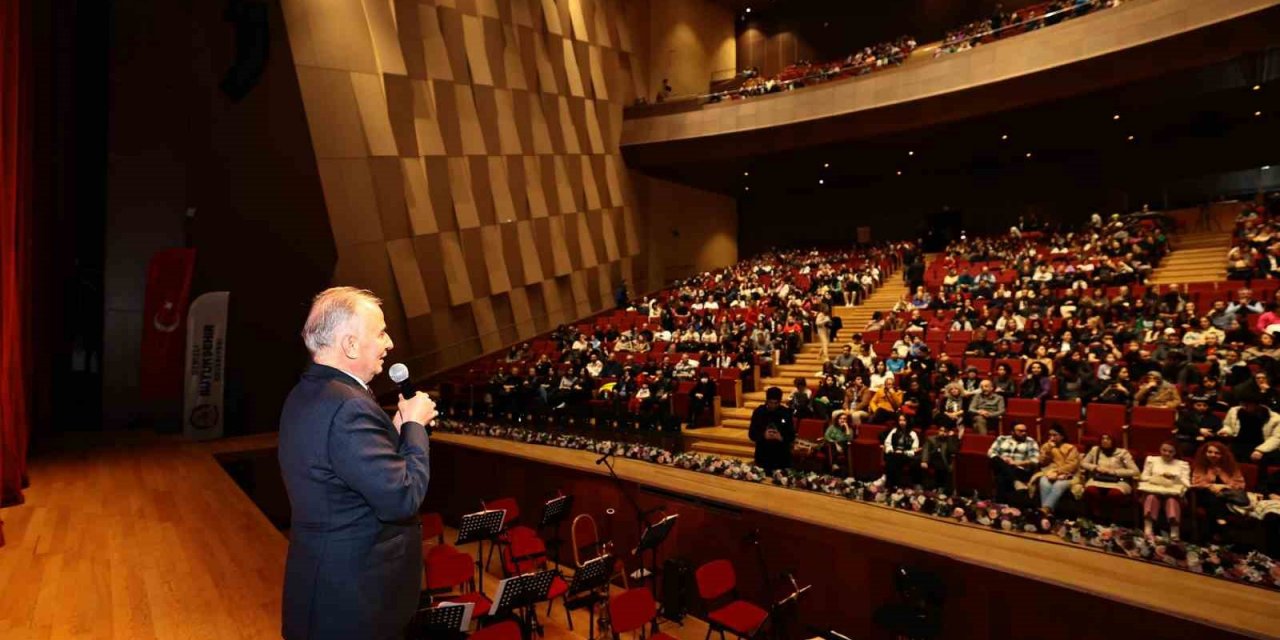 Kanlı Nigar Büyükşehir sahnesinde