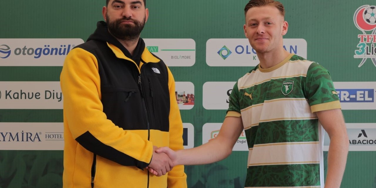 Efeler 09 SFK Özkan’ı renklerine bağladı