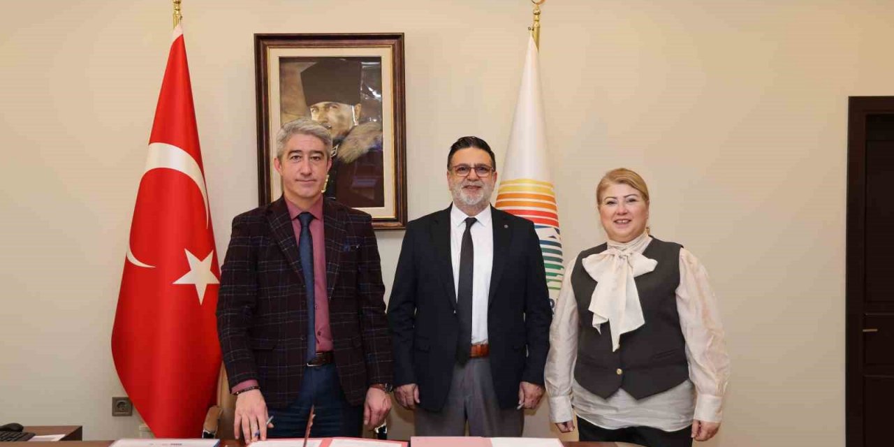 Marmaris Belediyesi’nden “asansör” protokolü