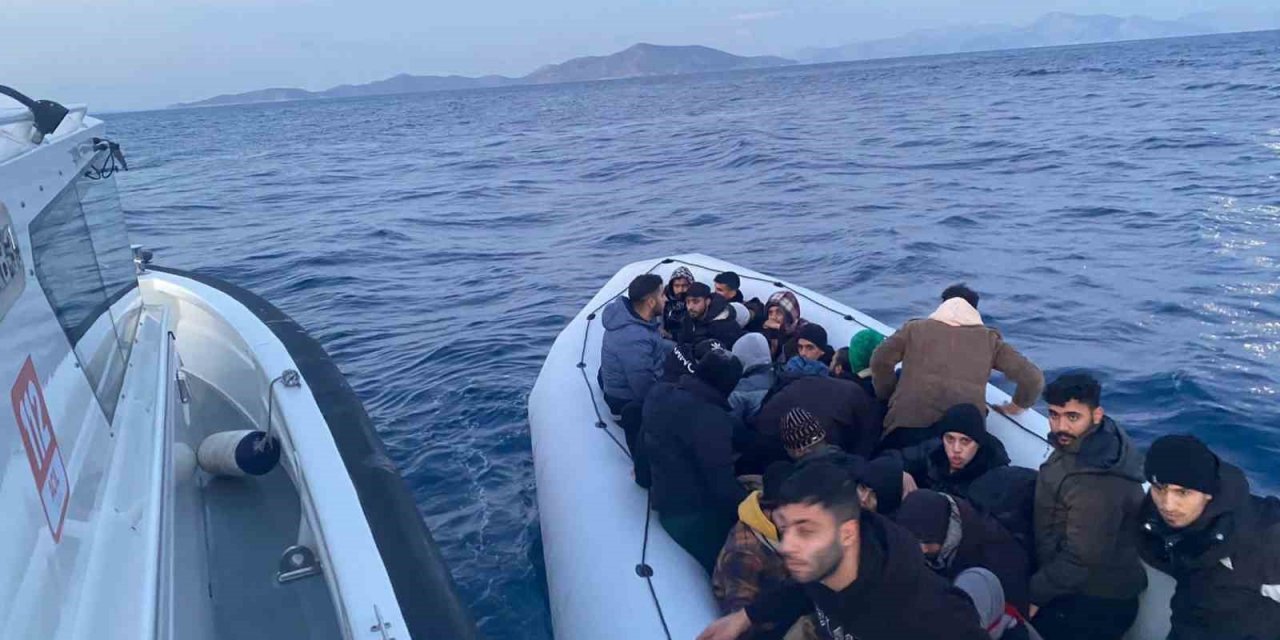Bodrum açıklarında 32 düzensiz göçmen yakalandı