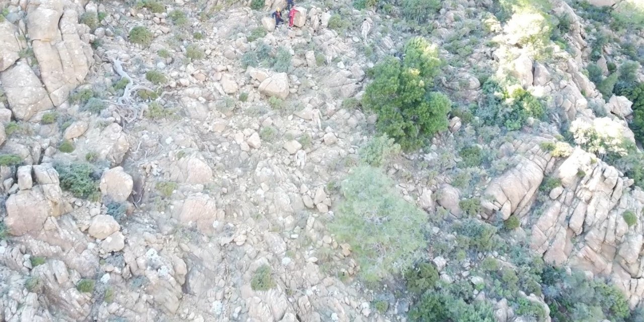 Marmaris’te çıntar toplarken dağda kaybolan adamdan bir iz bulundu