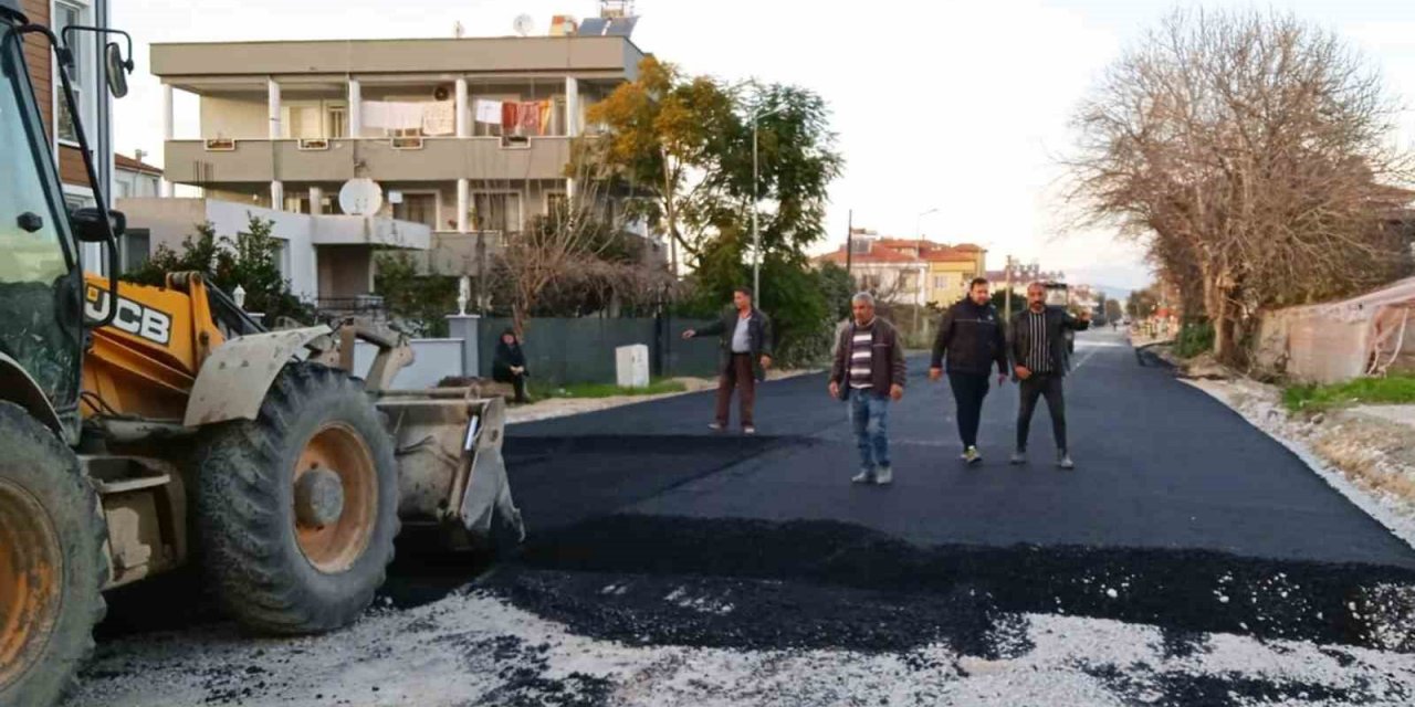 Dalaman’da sıcak asfalt çalışmaları sürüyor