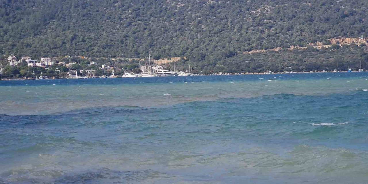 Bodrum’da fırtına etkili oldu