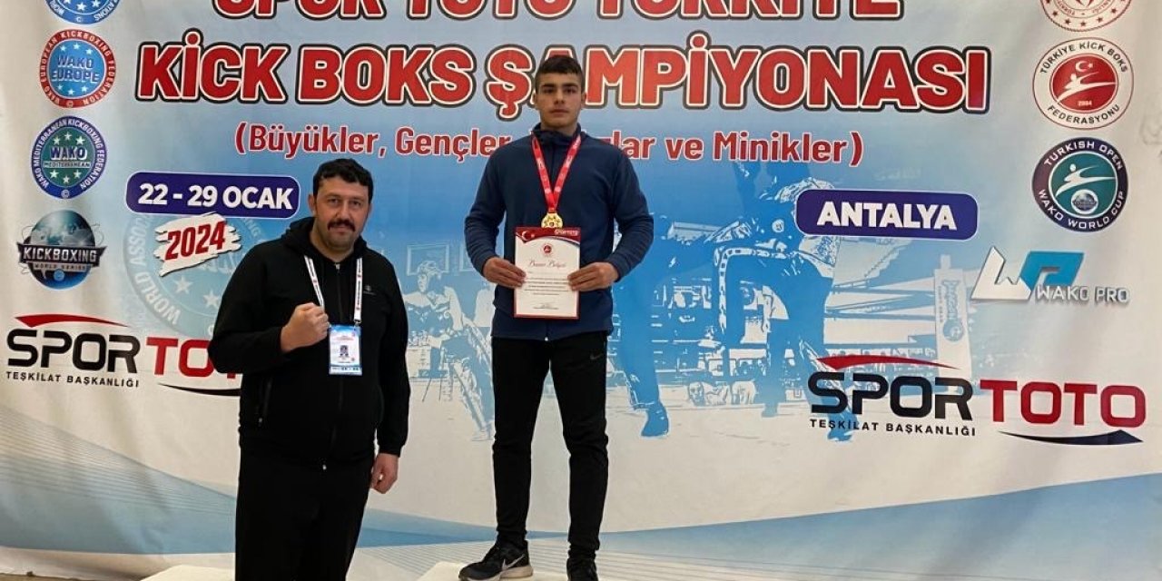 Milaslı sporcu Donka, Kickboks’ta Türkiye Şampiyonu oldu