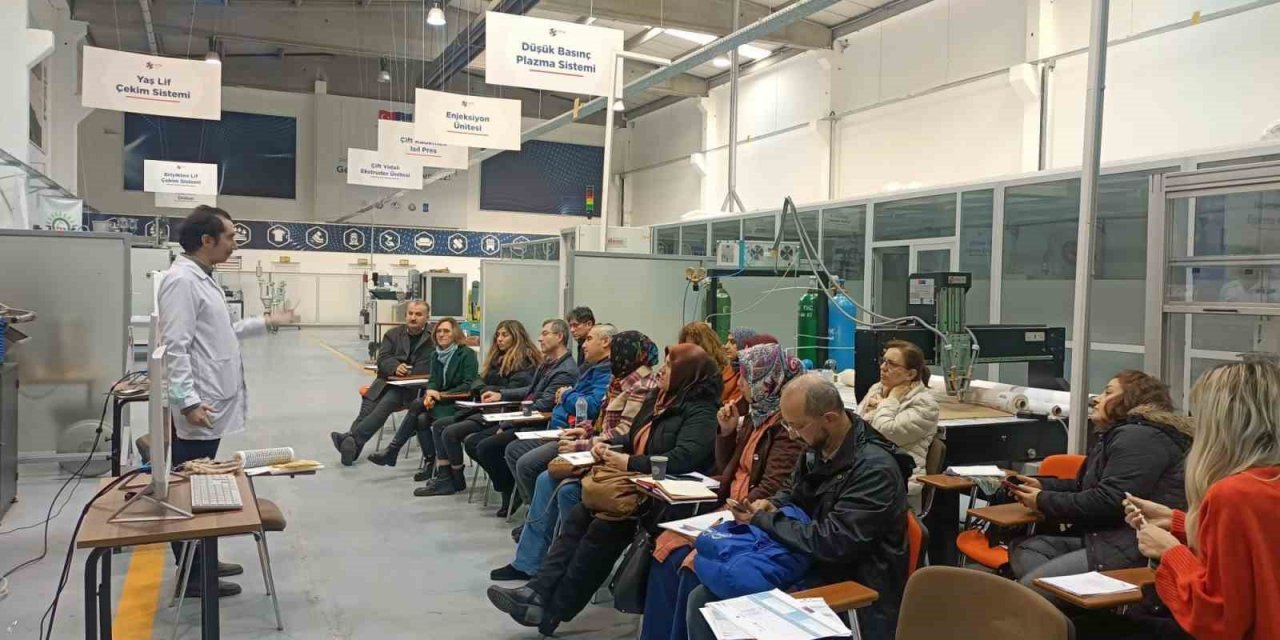 DOSTEM sanayicilere kalifiye eleman arasında köprü oluyor