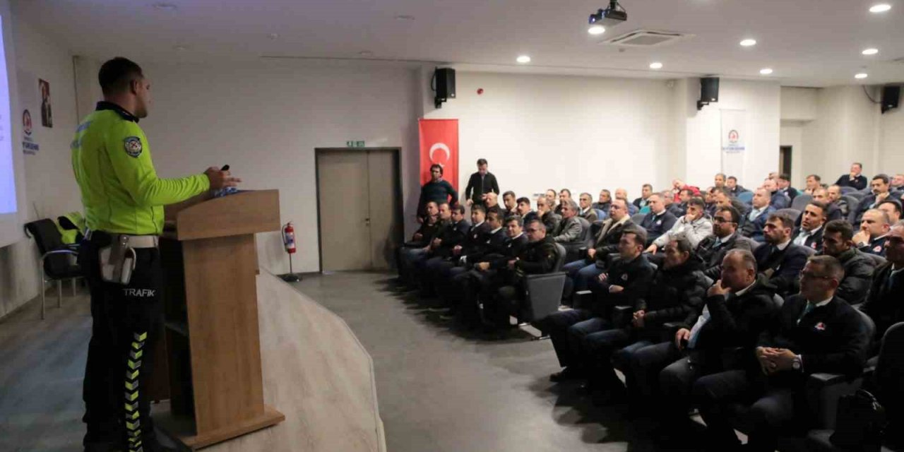 Şoförlere ’Etkili İletişim ve Trafik’ eğitimi verildi