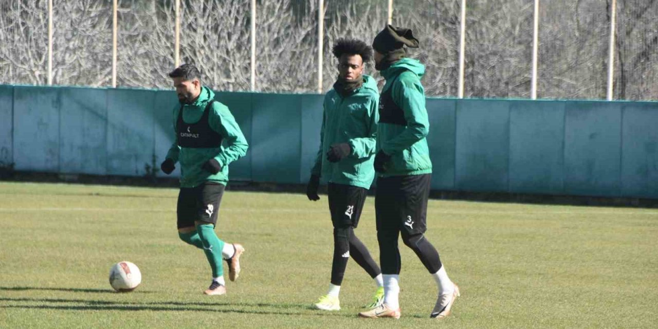 İsmet Taşdemir: "Galibiyet serisi yakalayabilirsek çok avantajlı duruma geçebiliriz"