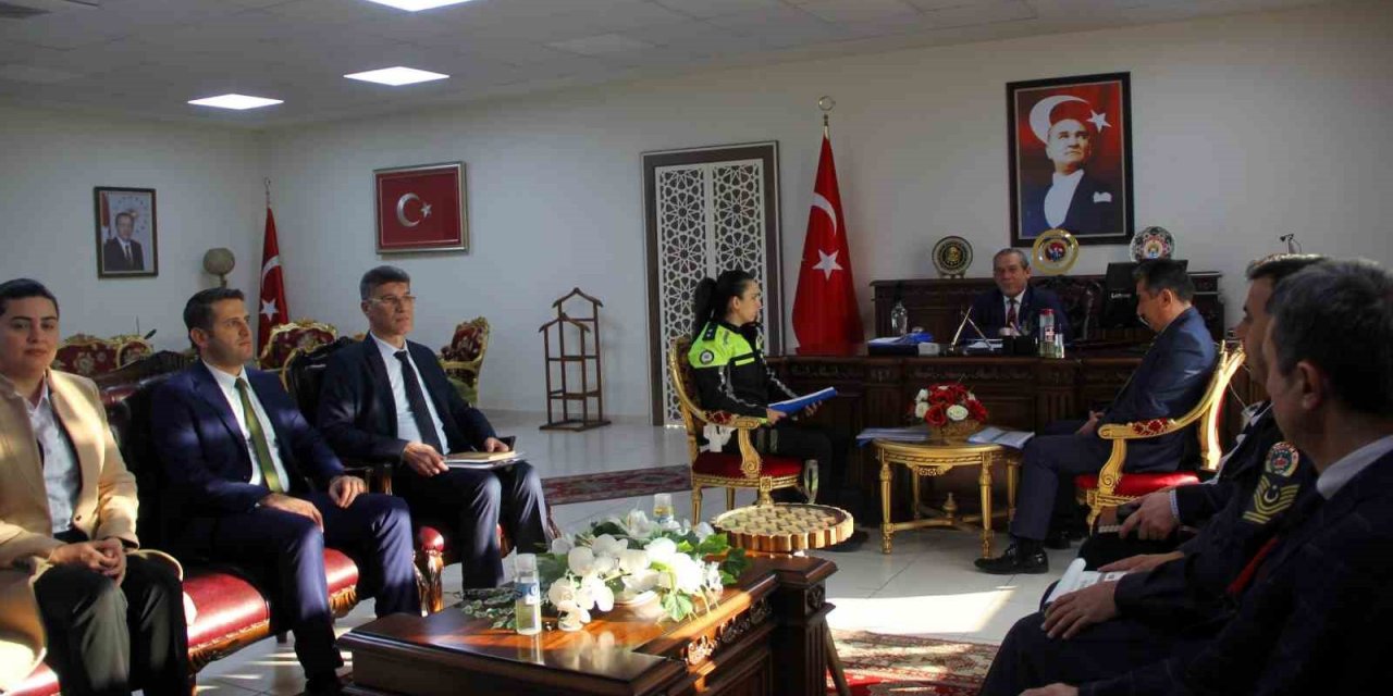 Menteşe’de 2. dönem öncesi okul güvenliği toplantısı gerçekleştirildi