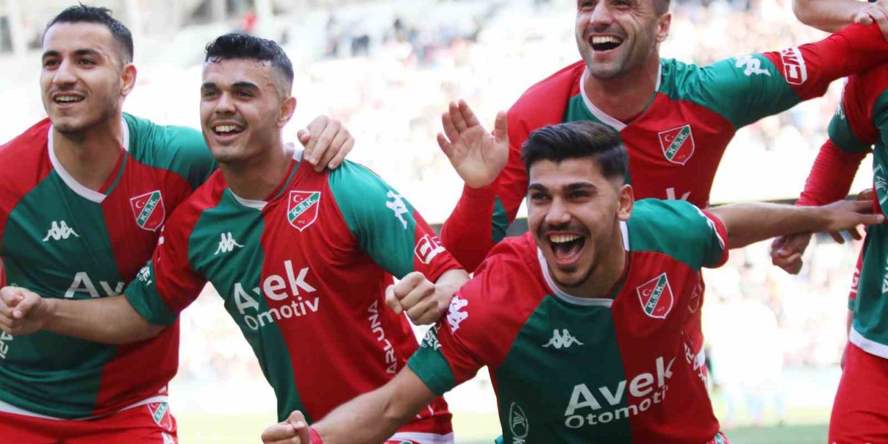TFF 3. Lig: Karşıyaka: 3 - Pazarspor: 0
