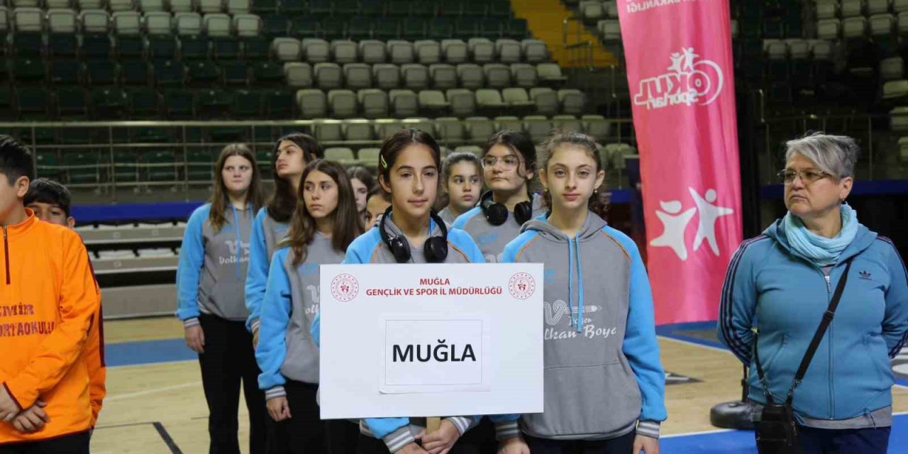 Okul sporları voleybol yıldızlar grup birinciliği Muğla’da başladı