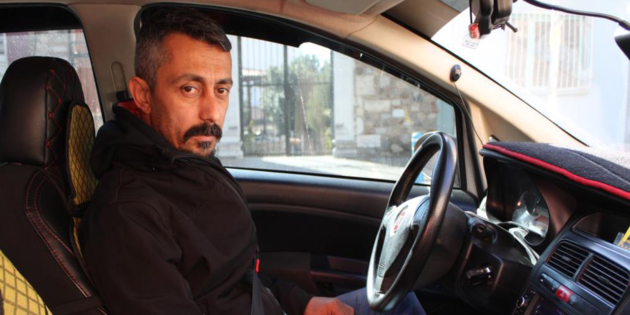 Taksici kendisine hakaret eden kadın müşterisinden şikayetçi oldu
