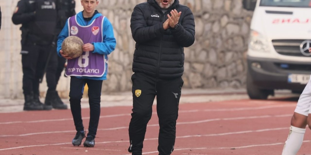 Aliağa Spor FK, teknik direktör Hakan Şapçı ile yollarını ayırdı