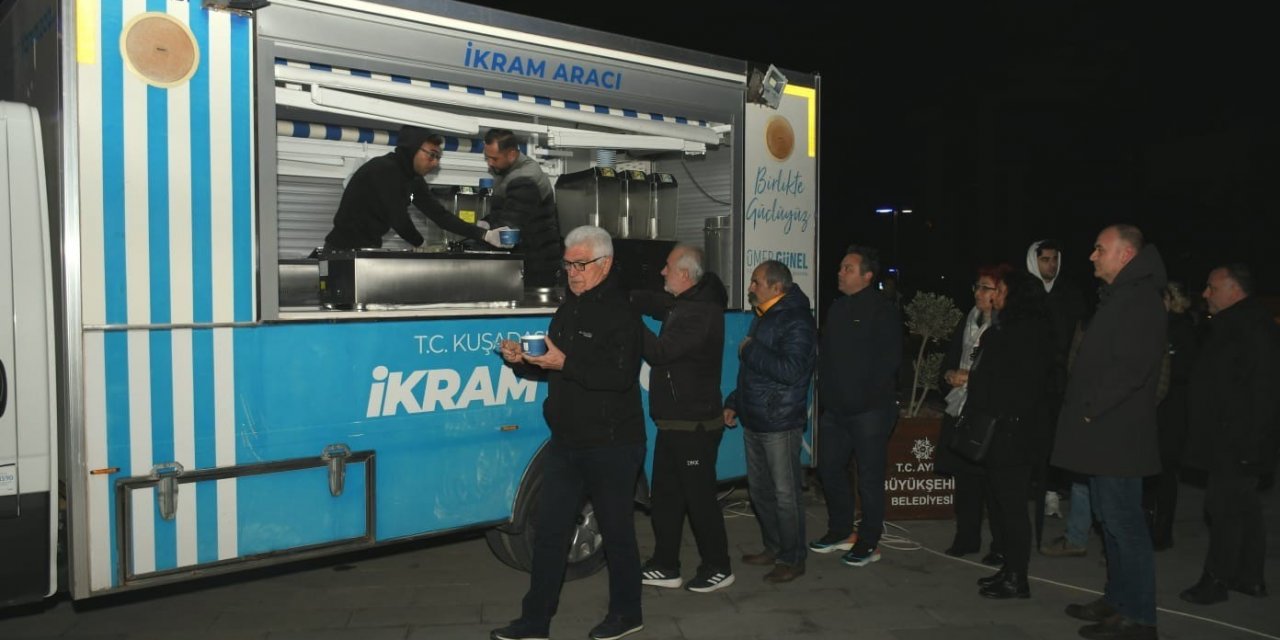 Asrın felaketinde hayatını kaybedenler Kuşadası’nda anıldı