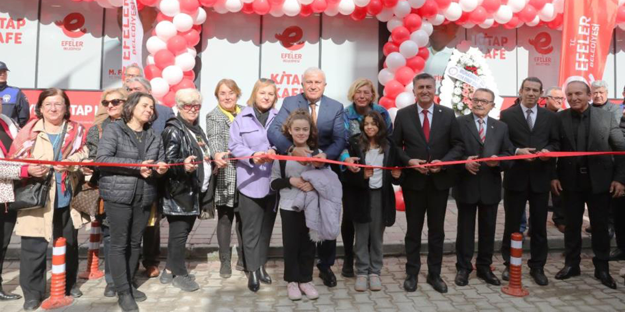 Başkan Atay 16’ıncı Kitap Kafe’yi hizmete açtı