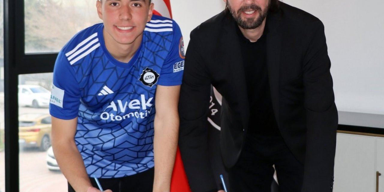Altay, 2006 doğumlu Galip Semih Mendeş ile profesyonel sözleşme imzaladı