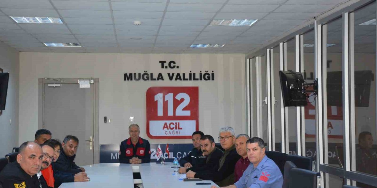 Muğla 112 Acil Çağrı Merkezi’nde hazırlık toplantısı gerçekleştirildi