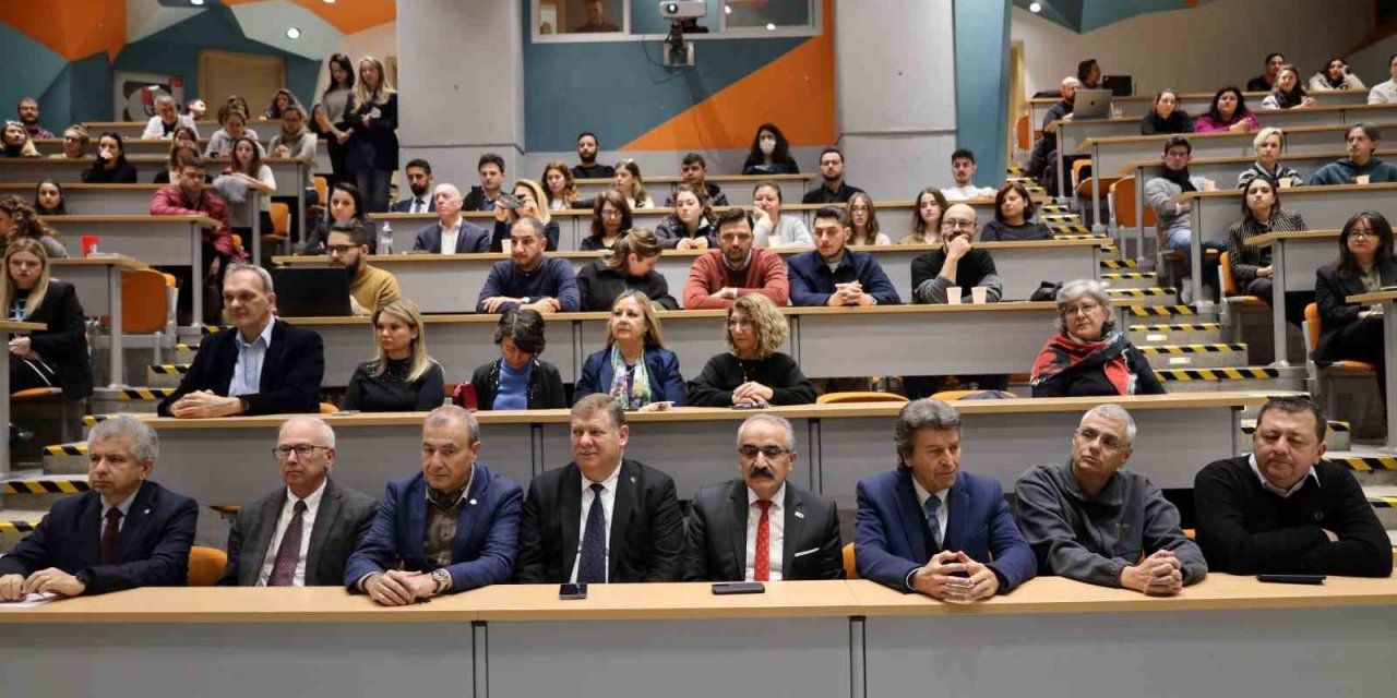 İzmir Ekonomi’de 6 Şubat’a özel sempozyum