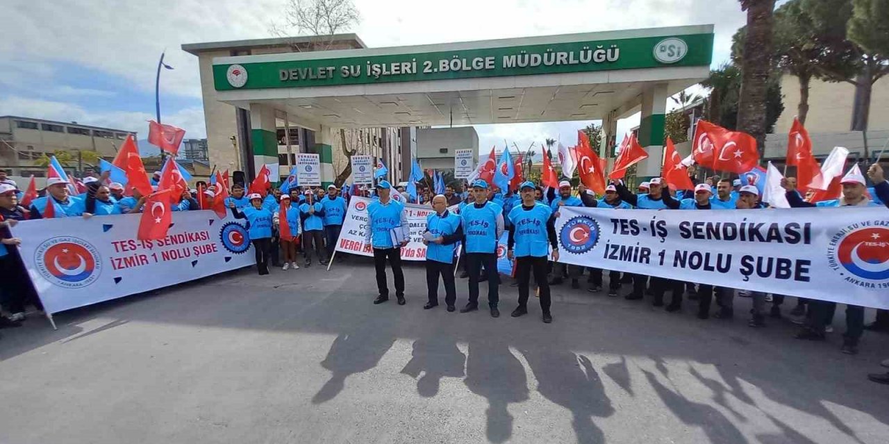 İzmir’de DSİ işçilerinden düşük maaşa tepki