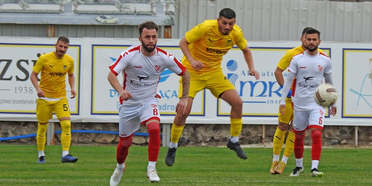 Alaçatıspor, yerel derbi öncesi moral kazandı