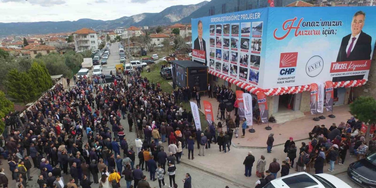 Yüksel Kepenek, Honaz’da seçim koordinasyon merkezini açtı