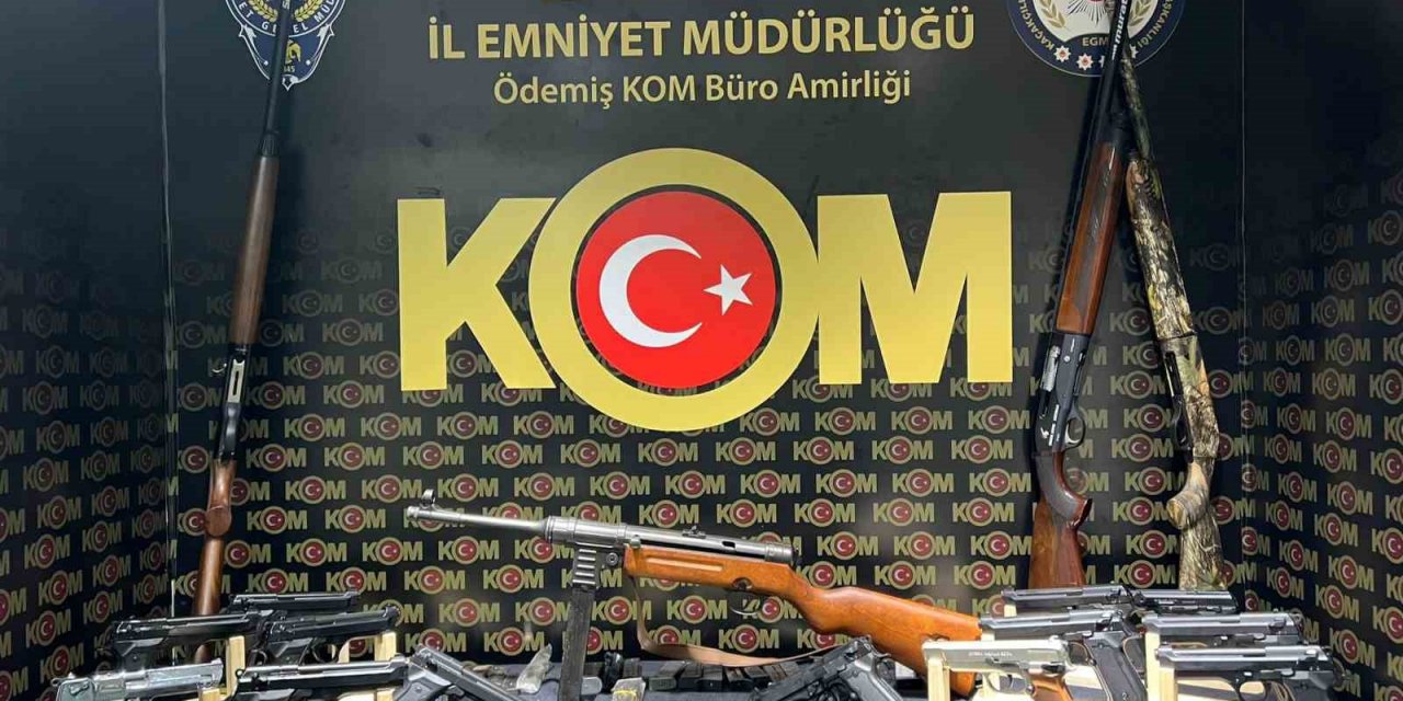 İzmir’de ruhsatsız silah operasyonu: 5 gözaltı