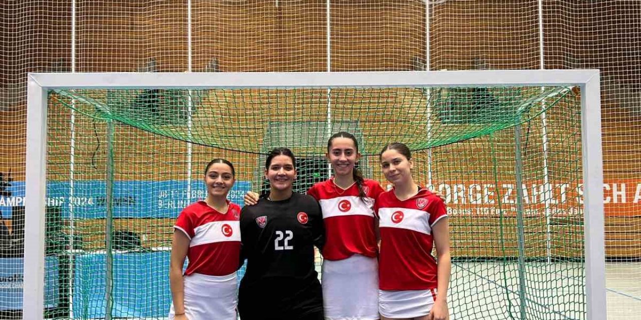 Muğlalı Hokeyciler Berlin’de mücadele edecek
