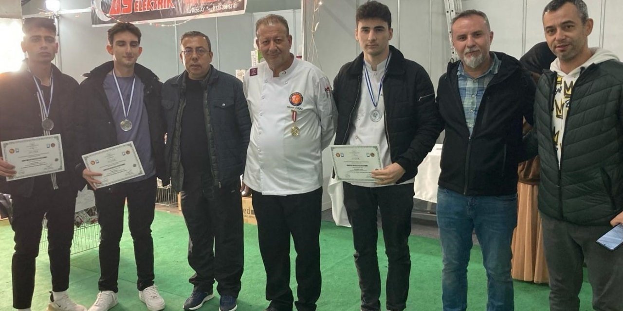 Sökeli öğrencilerin tabakları ödül aldı