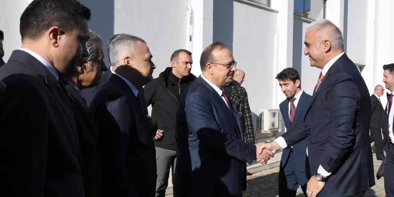 Kültür ve Turizm Bakanı Ersoy: "Turizmdeki hedefimiz 60 milyon ziyaretçi ve 60 milyar dolar gelir elde etmek"