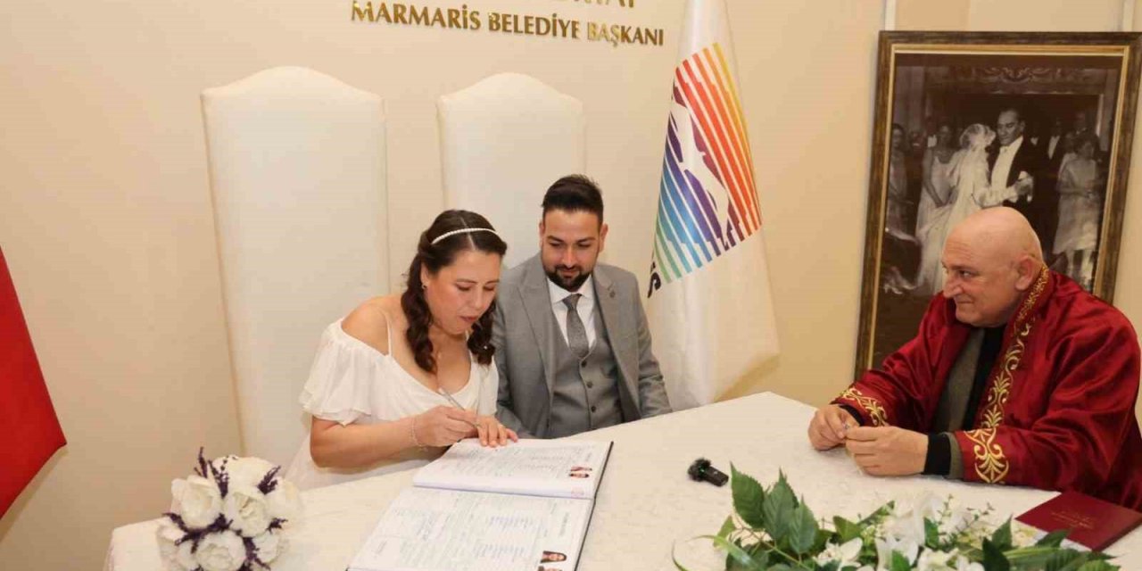 Mutluluğa Sevgililer Günü’nde ‘Evet’ dediler